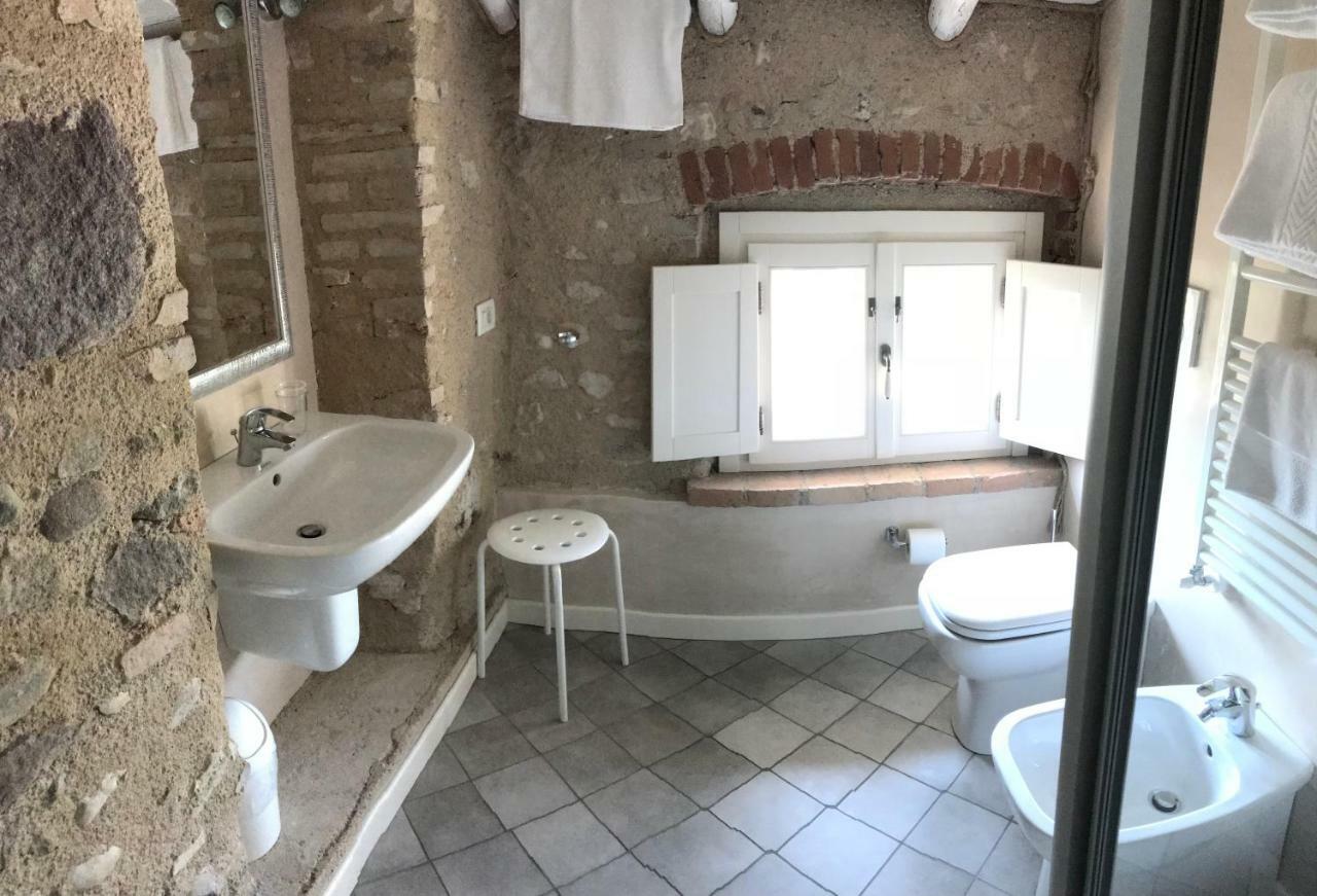 Отель Casal Del Pigno Пескьера-дель-Гарда Экстерьер фото